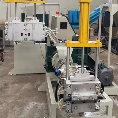 Paralela Ĝemela Ŝraŭbo Pelletizing Linio